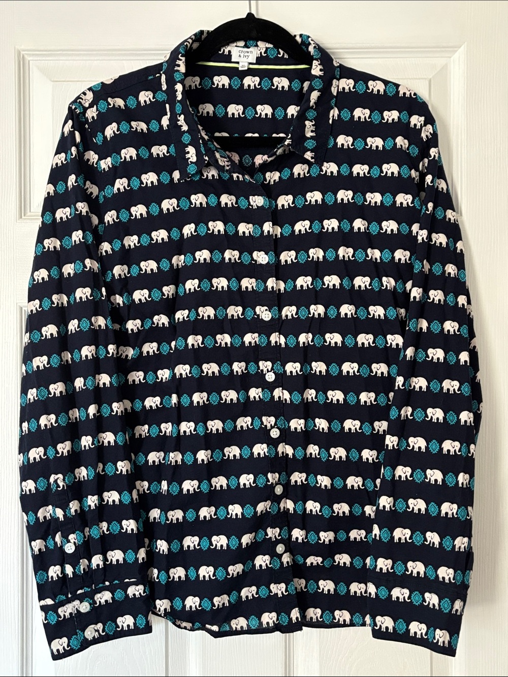 Crown & Ivy Elephant Print Button Down Shirt Blue & White XL